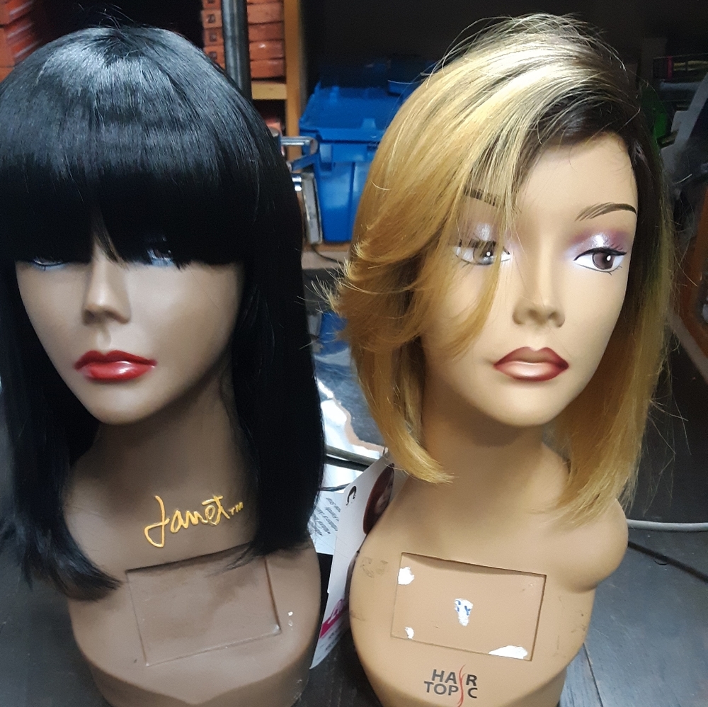 Bundle wigs for sale (2 wigs)